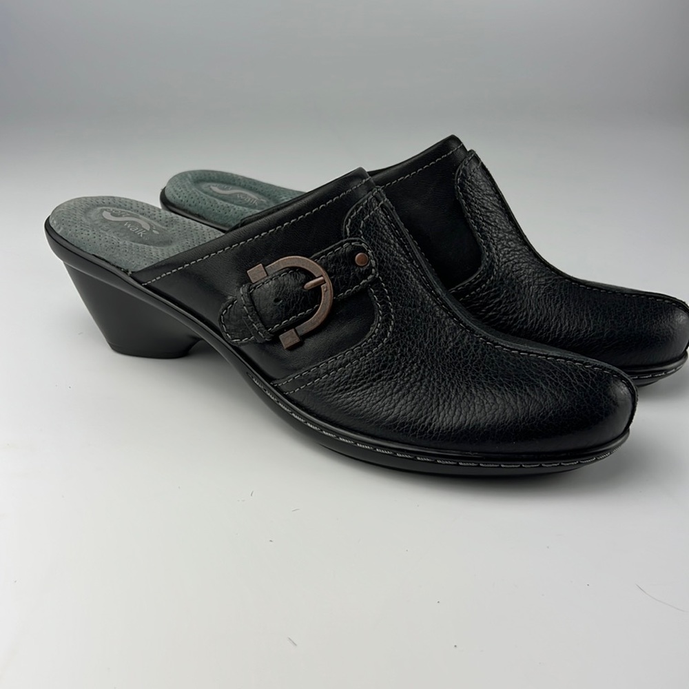 SoftWalk Women's Mule Slip On Black Leather Block Heels Comfort Sz: 7N